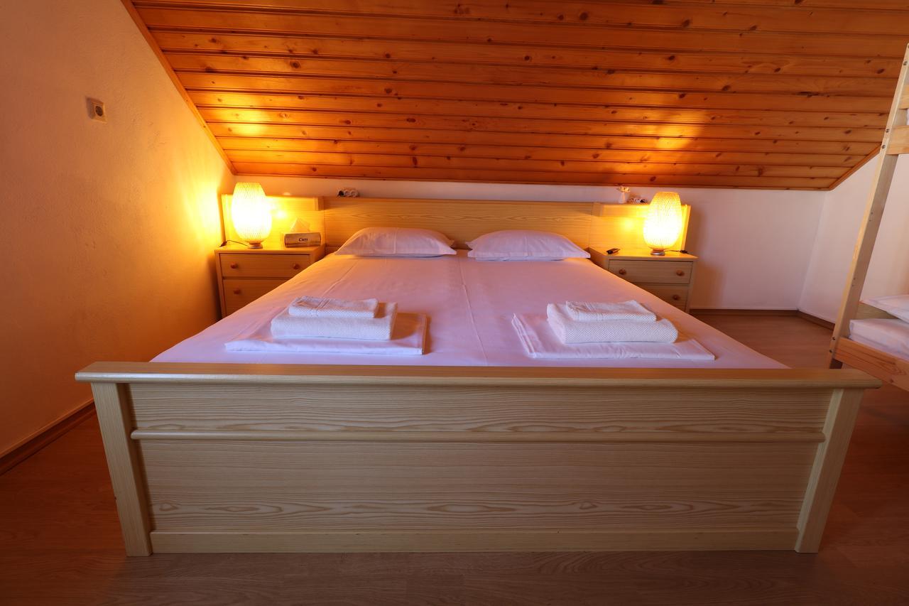 Casa 193 Motorcycle Friends Bed & Breakfast Сибиу Екстериор снимка