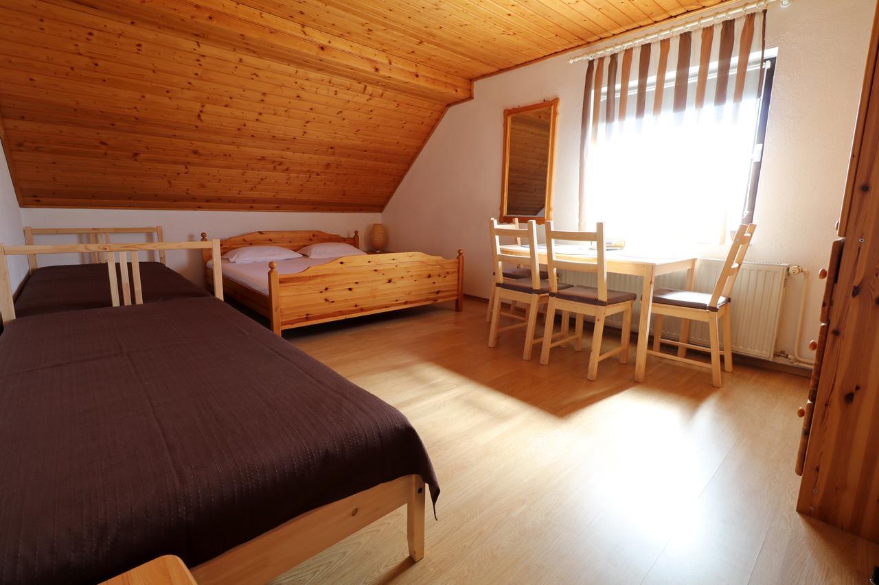 Casa 193 Motorcycle Friends Bed & Breakfast Сибиу Екстериор снимка